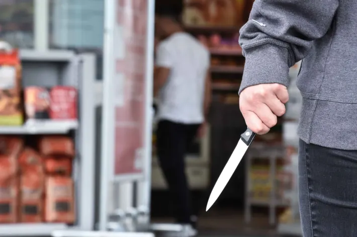 சூரிச்சிலுள்ள மளிகைக் கடையில் ஆயுதமேந்திய கொள்ளை