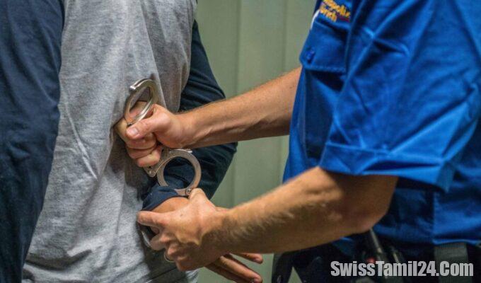 சூரிச் விமான நிலையத்தில்