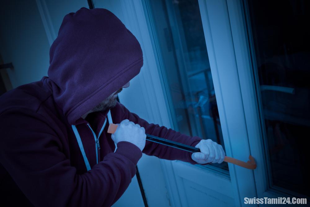 ஆர்காவ் பகுதியில் கொள்ளை முயற்சி : தப்பியோடிய இருவரில் ஒருவர் கைது.!