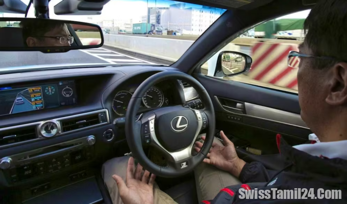 சுயமாக ஓட்டும்