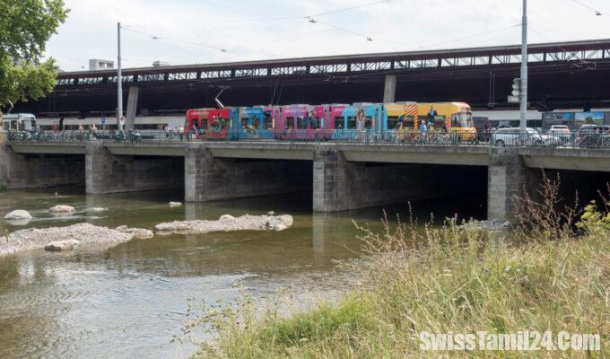 Zollbruecke ueber die Sihl Stadt