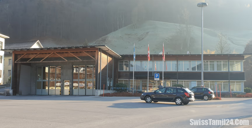 ஷ்வாண்டனில் உள்ள சாலைப் போக்குவரத்து அலுவலகத்தில் நடந்த கொள்ளை.