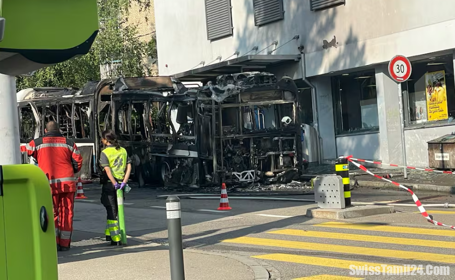 Bus brennt in Zurcher Kreis Blick5