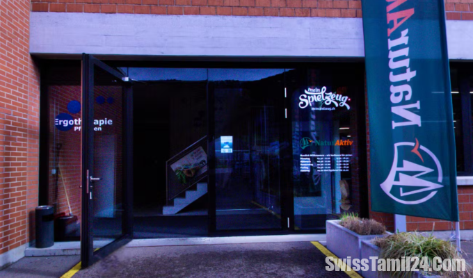 துப்பாக்கி கடையில்