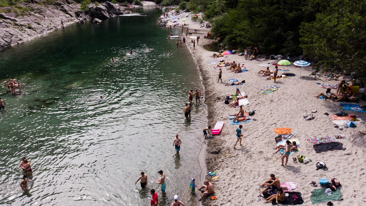 மாக்கியா ஆற்றில் சடலமாக மிதந்த 52 வயது சுவிஸ் நபர்