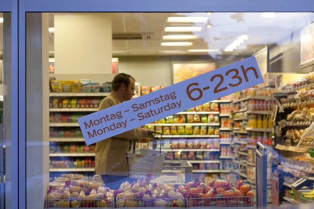 MPs vote in favour of limited Sunday shop openings1