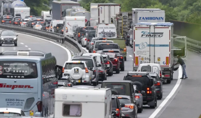 The start of the holiday season typically means long traffic