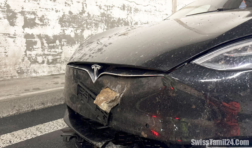 ஃபில்ஸ்பாக்கில் A3 நெடுஞ்சாலையில் கல் விழுந்ததால் நான்கு கார்கள் சேதம்