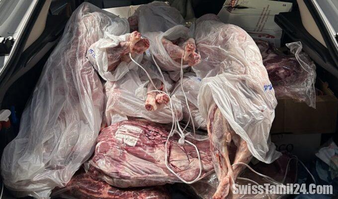 336 கிலோ இறைச்சி கடத்தல் : சிரிய ஓட்டுநர் மீது குற்ற விசாரணை 6 Stopped at customs with over 300 kg of meat