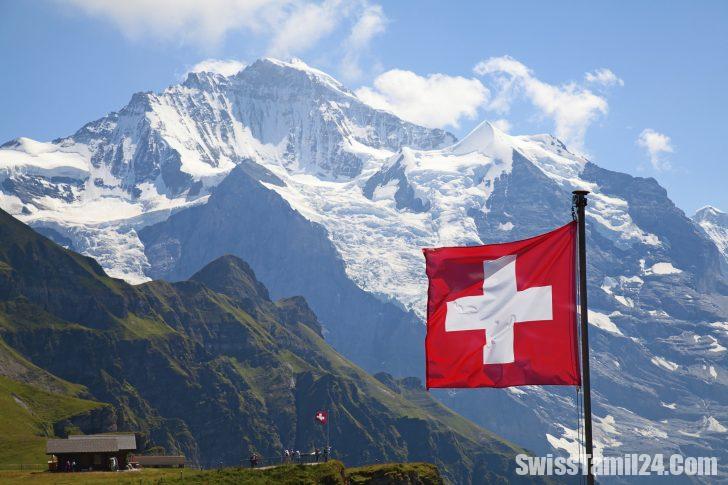 சுற்றுலா செல்ல தலைசிறந்த 10 நாடுகள் பட்டியலில் சுவிட்சர்லாந்து.!!