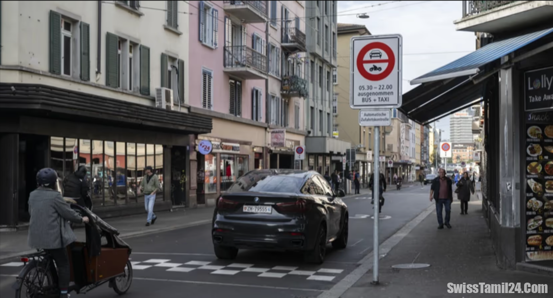 சூரிச் லாங்ஷ்டிராஸில் ஓட்டுநர் தடை மீறிய 64 வயது நபருக்கு ஏழு முறை அபராதம்