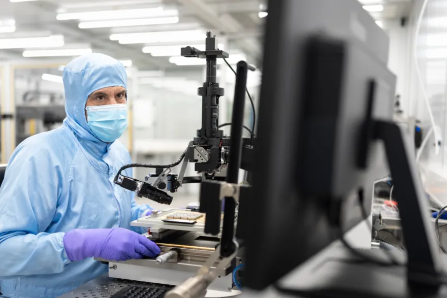 Switzerland Workforce Stress Tamil News, Travail Suisse Barometer 2025, Swiss Job Satisfaction Report, சுவிஸ் பணியாளர்கள் மனஅழுத்தம், Switzerland Work-Life Balance Tamil, Swiss Employment Study News