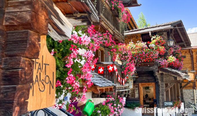 சுவிட்சர்லாந்தின் அழகிய கிராமங்களில் சேர்க்கப்பட்ட வலே மாகாணத்தின் சாம்பெரி 6 N9