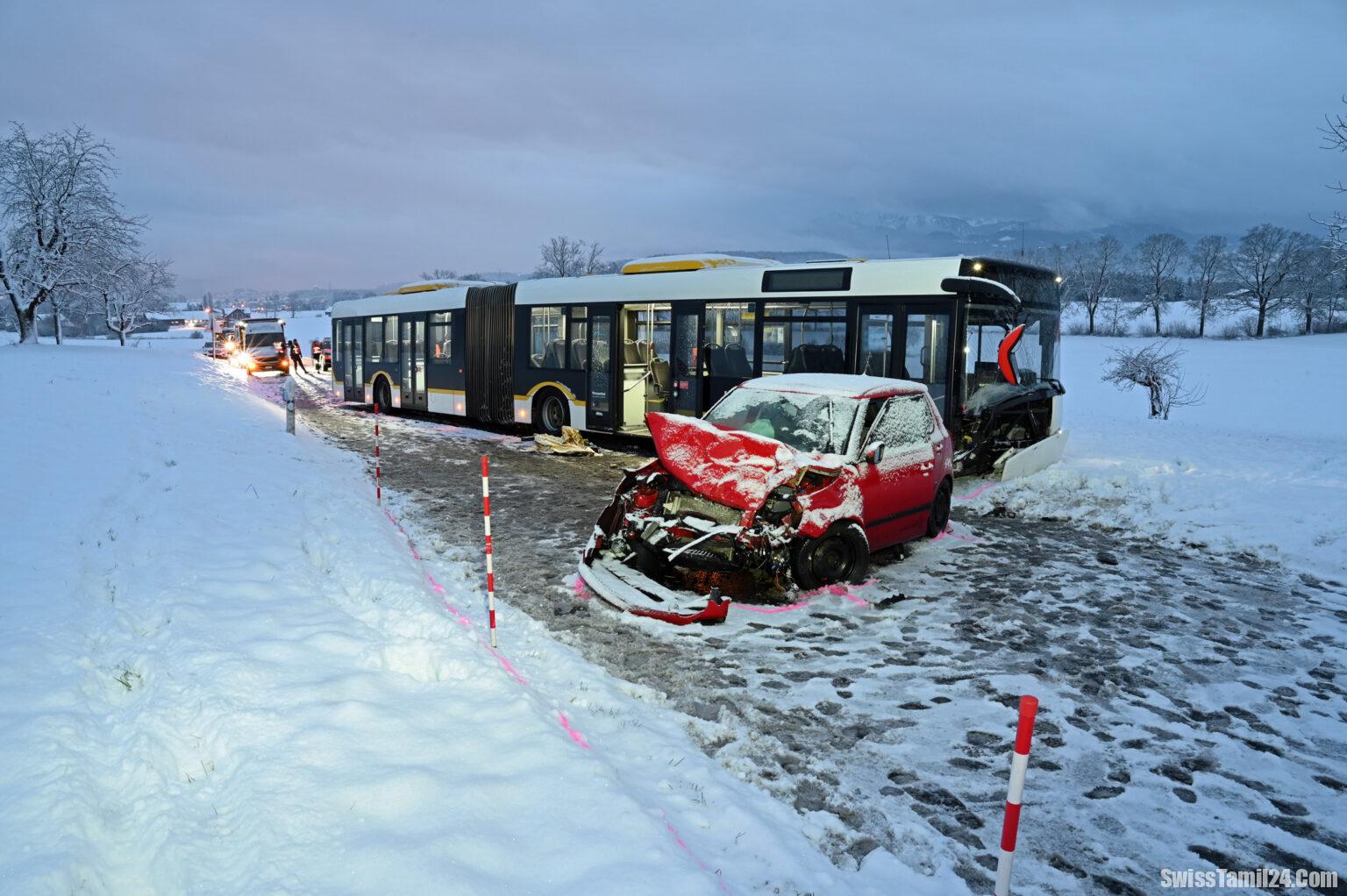 பனிமூடிய சாலையில் கார்–பேருந்து நேருக்கு நேர் மோதல்; ஓட்டுநர் காயம்