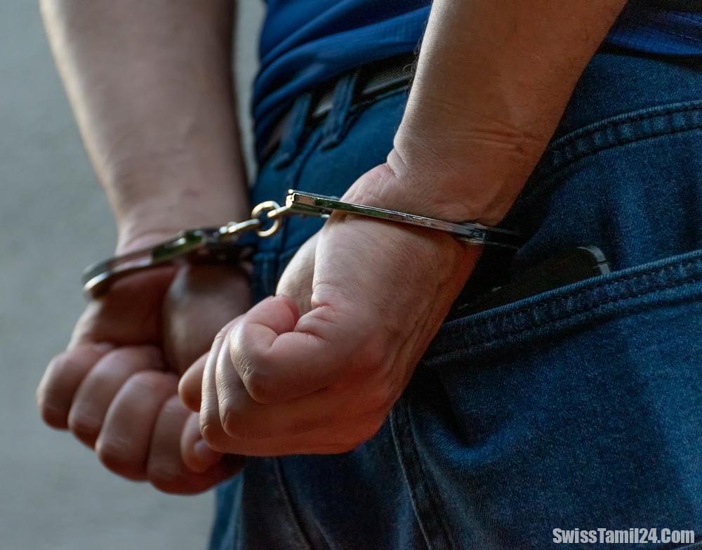 ஷாஃப்ஹவுசனில் கொள்ளை முயற்சி: மூன்று சந்தேகநபர்கள் கைது