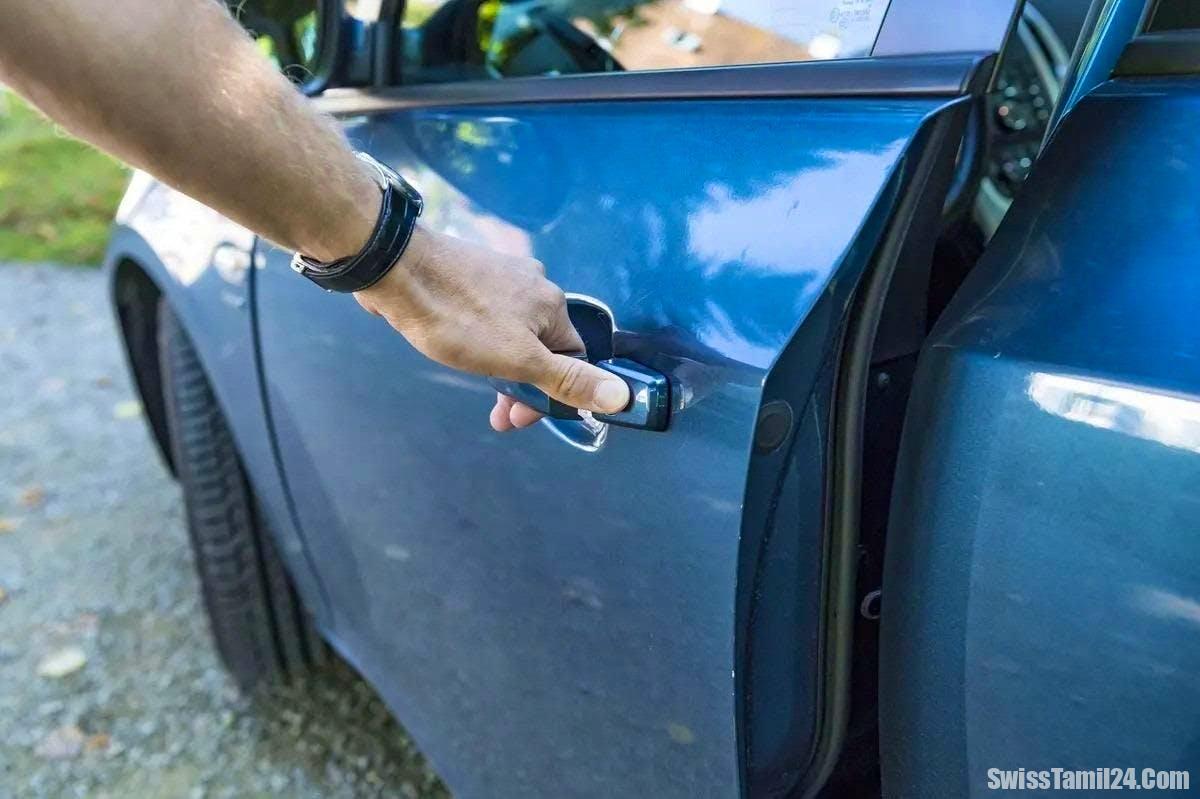 ஷ்விட்ஸ் கன்டோனில் வாகனத் திருட்டு சம்பவம்: 17 வயதுடைய அல்ஜீரிய இளைஞர் கைது