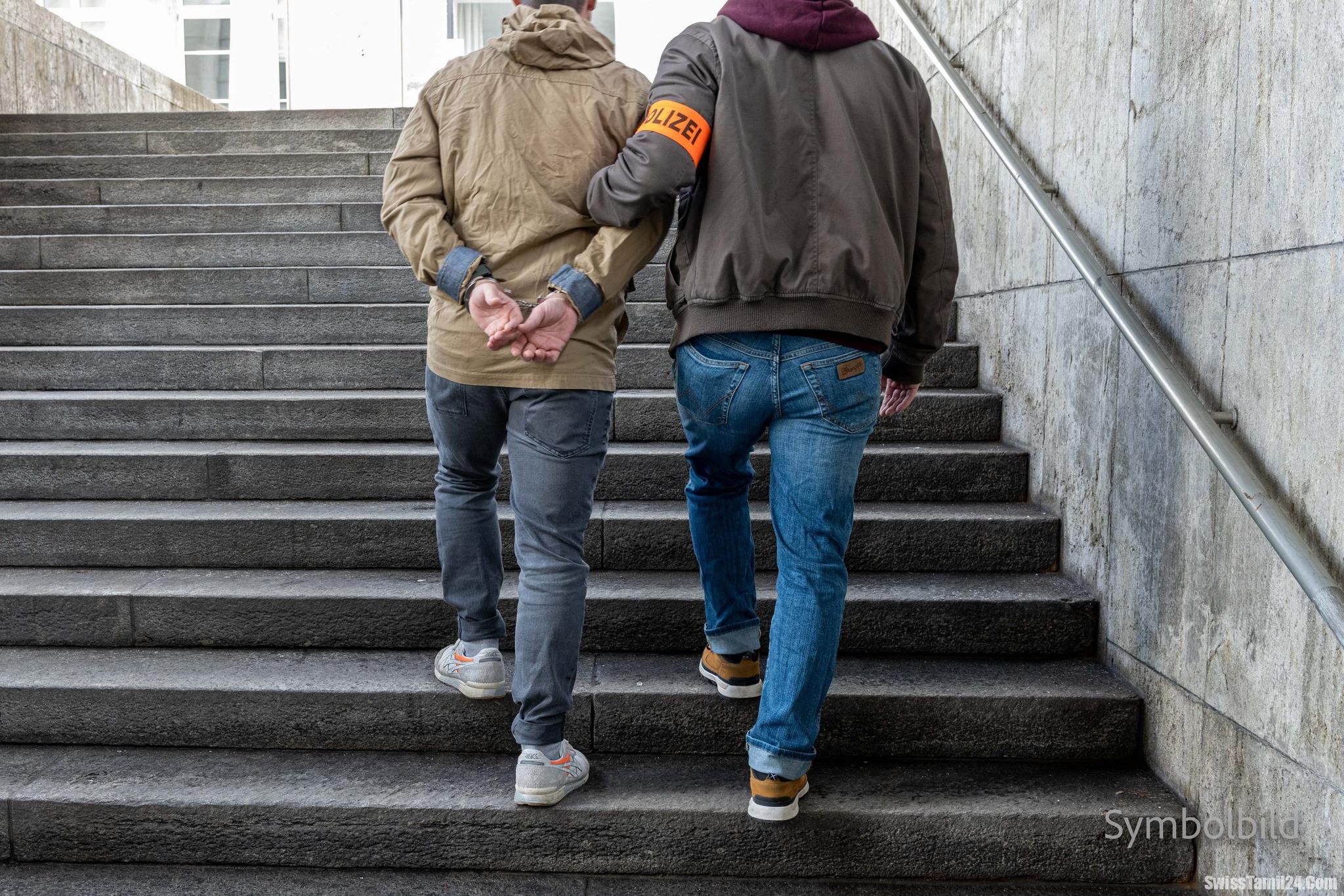 சூரிச்சில் காலணியின்றி திருடனை துரத்திய போலீஸ் அதிகாரி