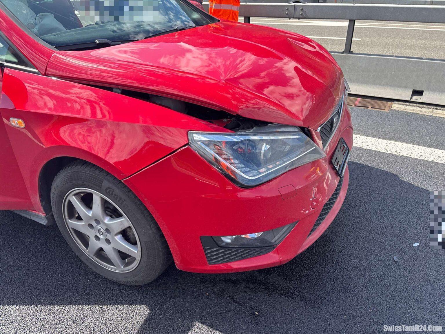 க்லாருஸ் கன்டோனில் A3 நெடுஞ்சாலையில் விபத்து – காயமின்றி தப்பிய பயணிகள்