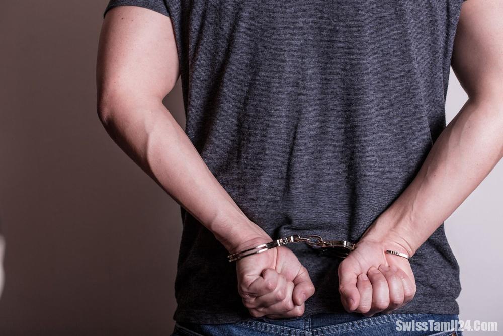 ஃப்ராவென்ஃபெல்ட் – கிரொய்ஸ்லிங்கன்: திருட்டு, வாகன உடைப்பு – மூவர் கைது